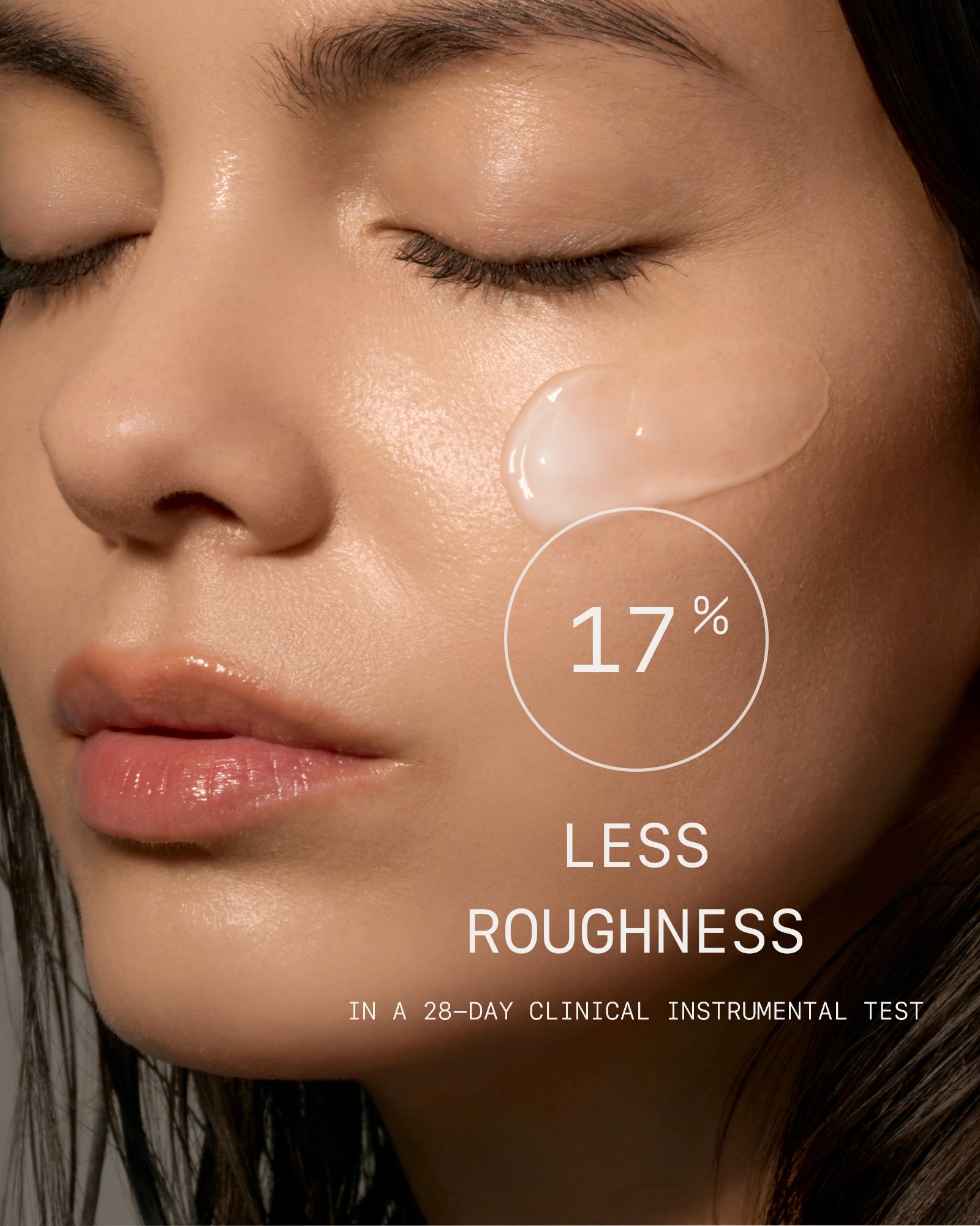 Model with smooth skin applying Terra Roots Everyday Cream, 17% less roughness after 28 days based on instrumental testing